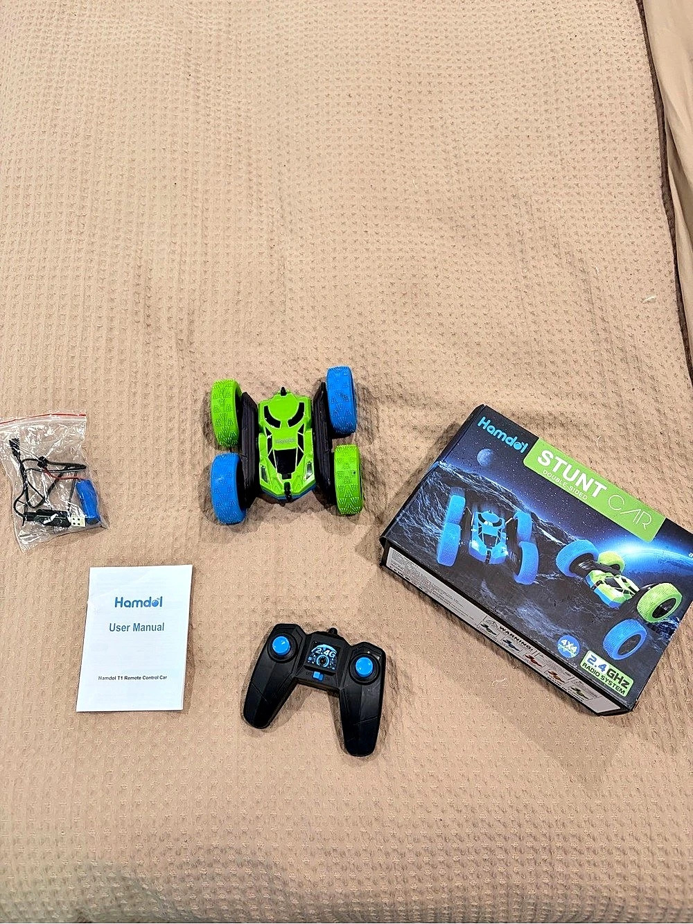 Hamael Stunt Car Remote Control Set Black & Green Like New